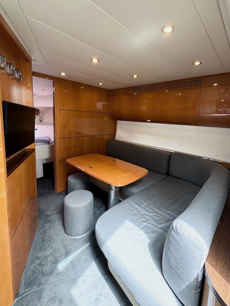 2007 PERSHING 56' 